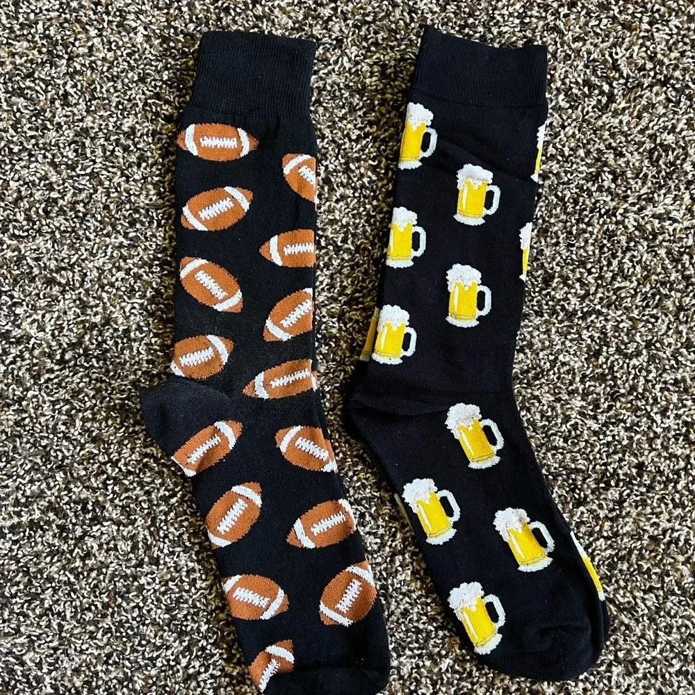 Two pairs of men’s socks